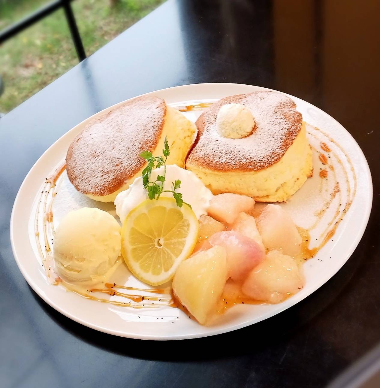 桃のパンケーキ